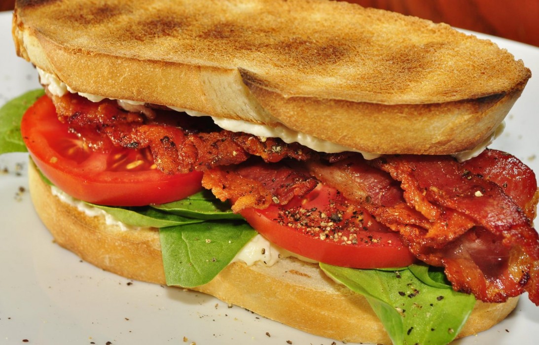January sandwich: the “serranet”